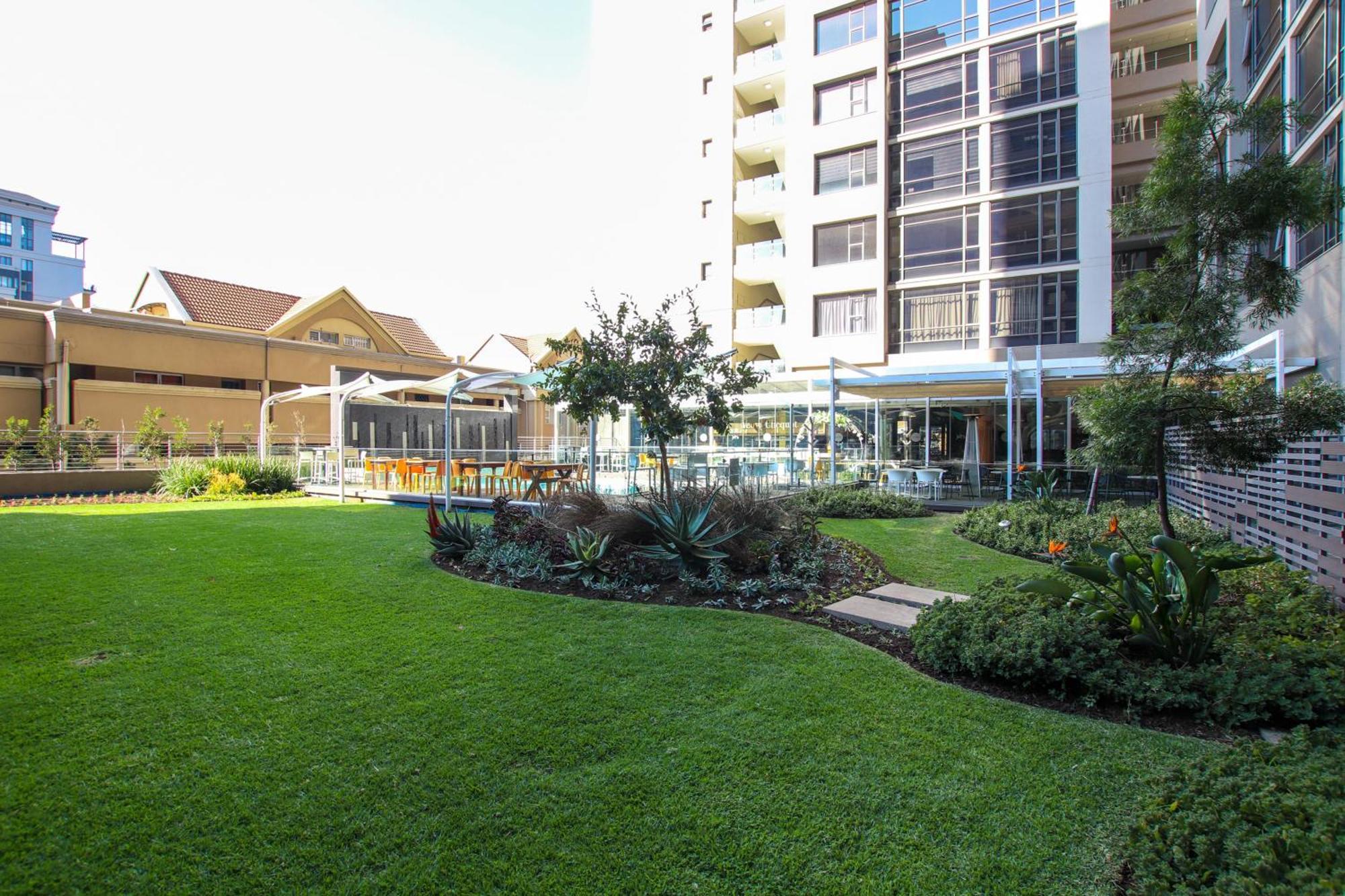 Cgrsa Apartments Sandton Йоханнесбург Экстерьер фото